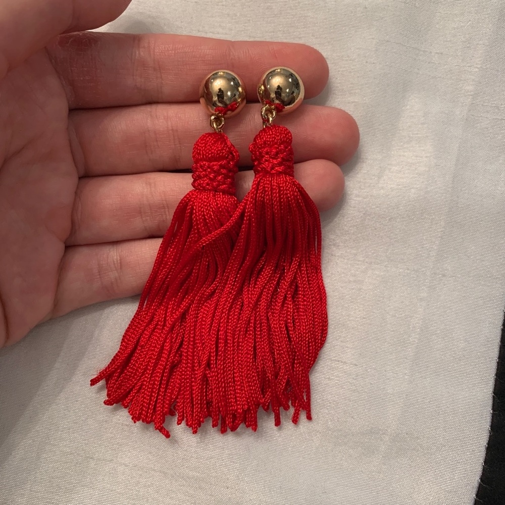 DROP DOWN EARRINGS